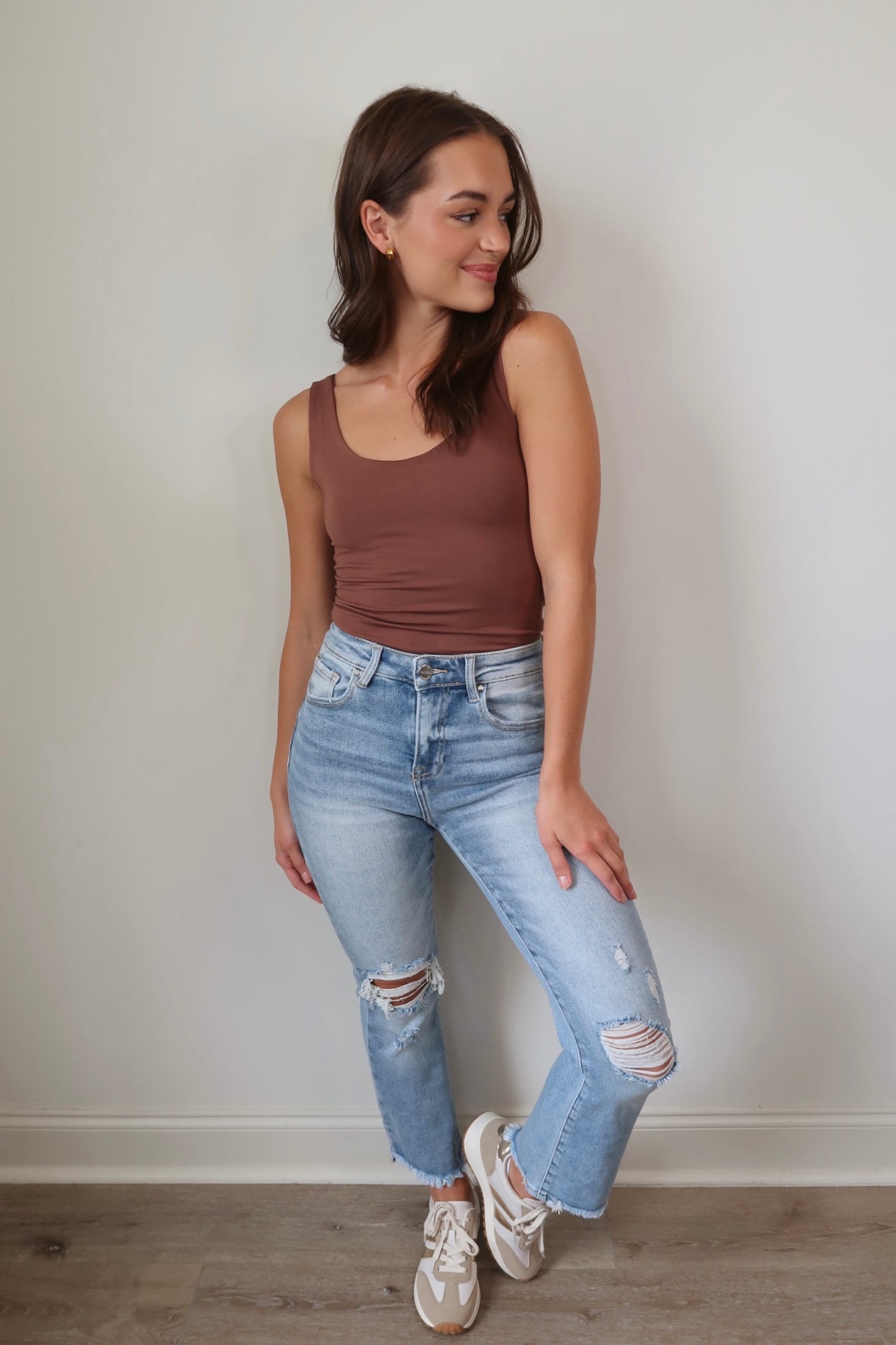 Easily Worn Buttery Basic Scoop Neck Tank