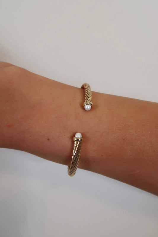 Stack It Up - Pearl Cuff