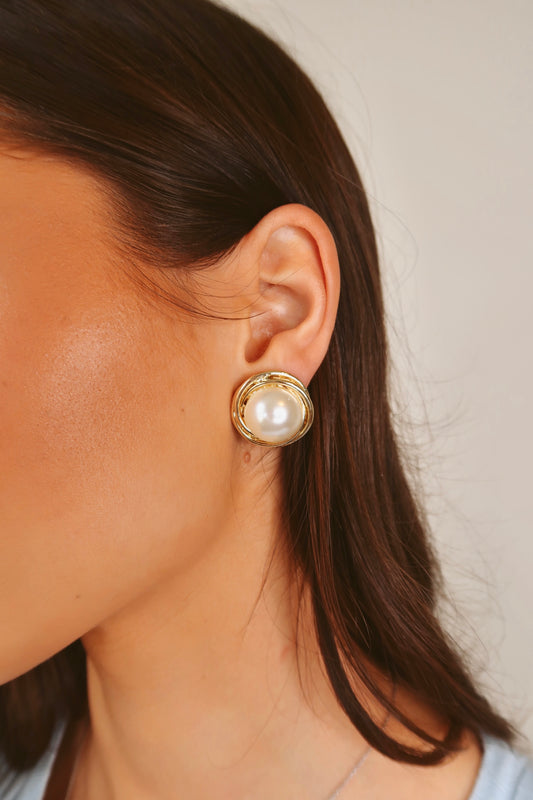 The Paris Pearl & Gold Stud