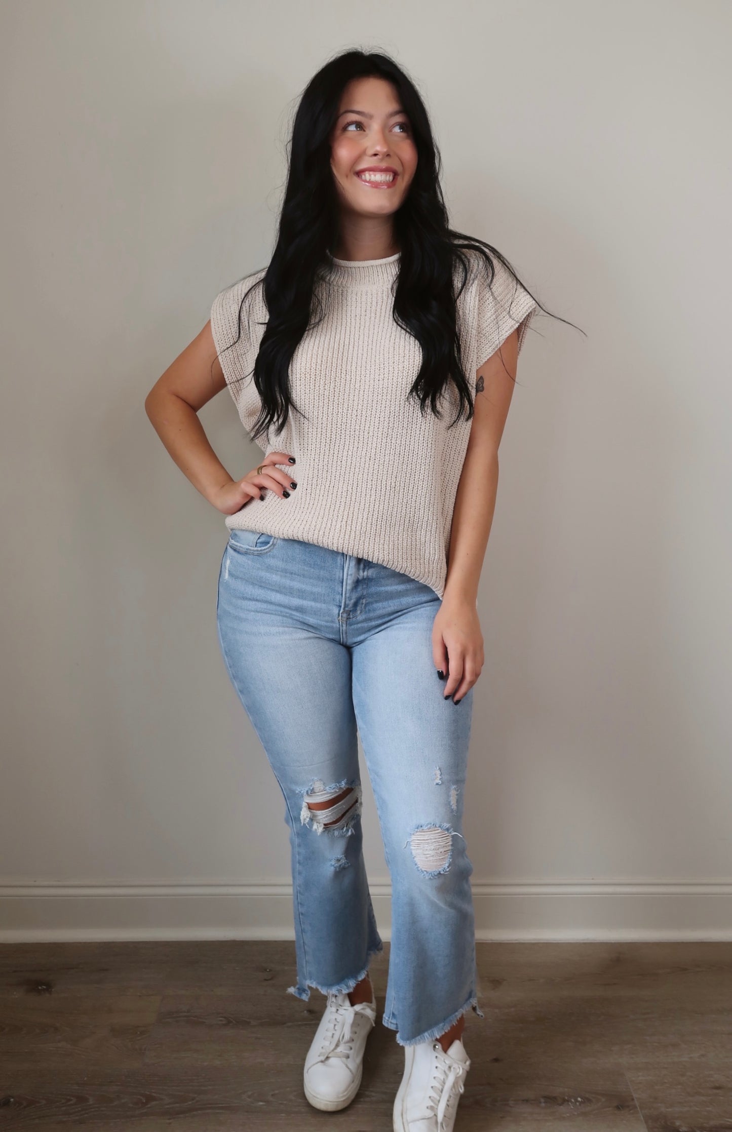 Fall Essential Sleeveless Sweater Top