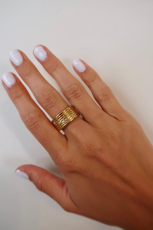 She's A Statement Chunky Ring