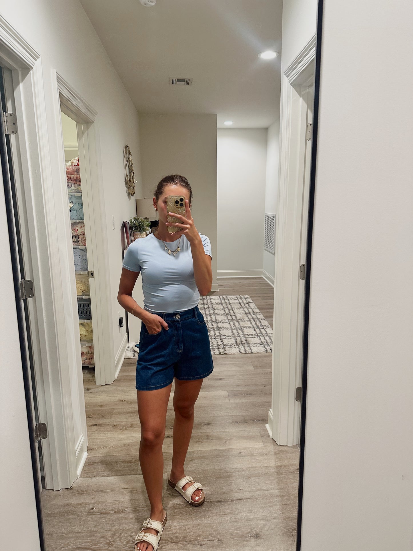 DOORBUSTER Easy Going Seamless Tee
